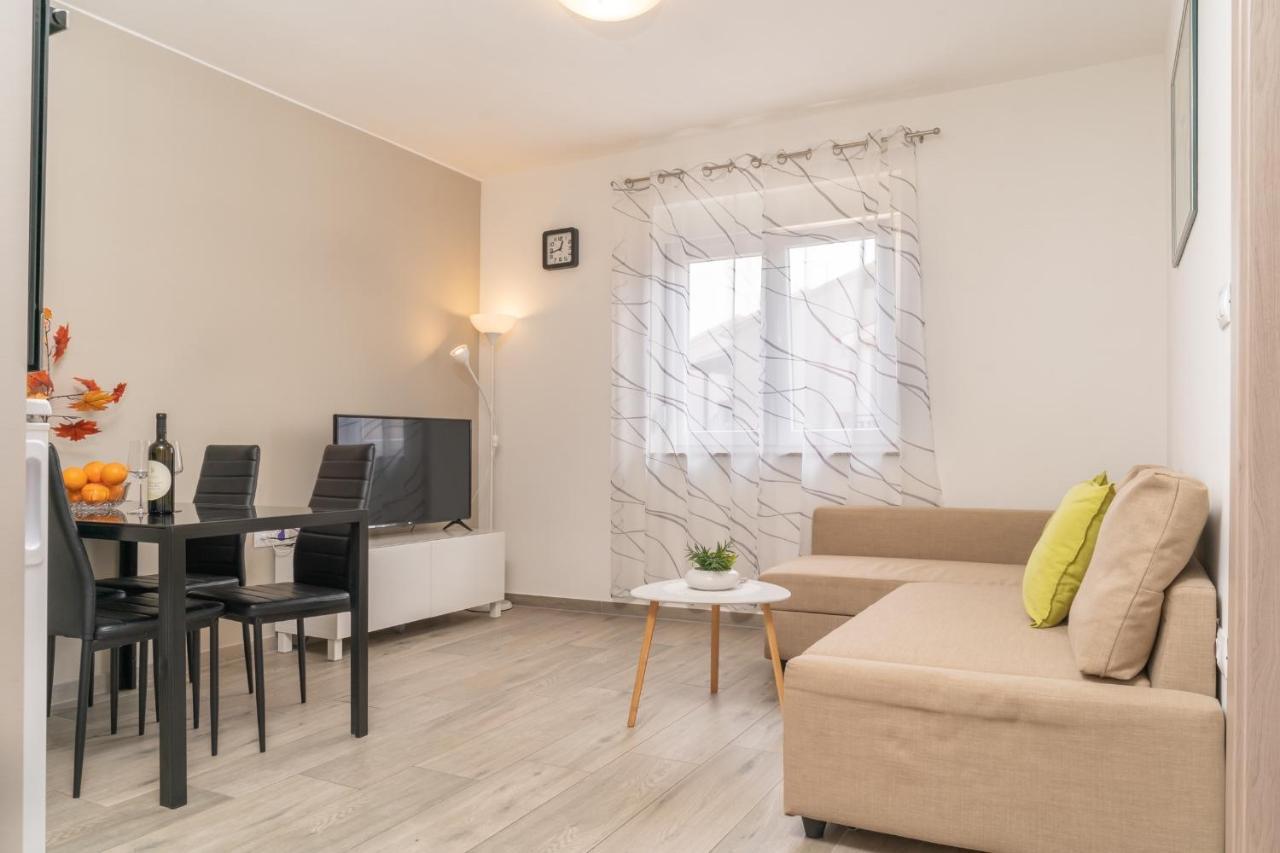 Apartamento Tomi Pula Exterior foto