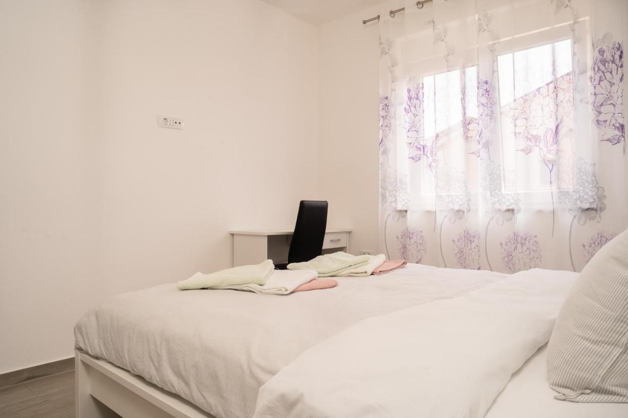 Apartamento Tomi Pula Exterior foto